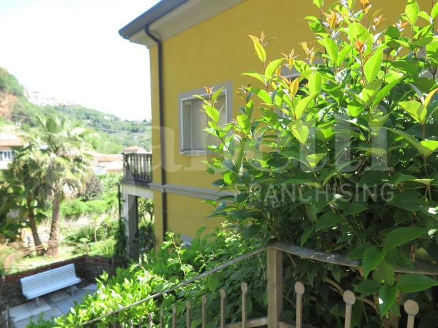 Villa Indipendente in vendita a Barcola, Lerici