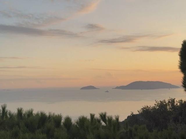 Villa Indipendente in vendita a Barcola, Lerici