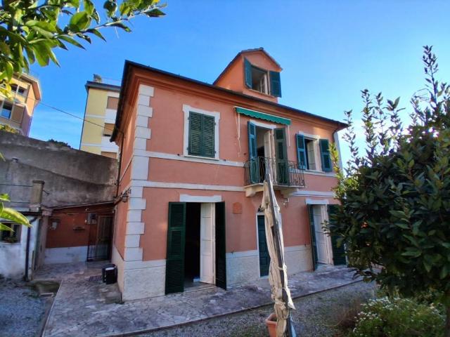 Villa Indipendente in vendita a Barcola, Lerici
