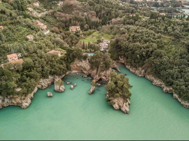 Villa Indipendente in vendita a La Serra, Lerici