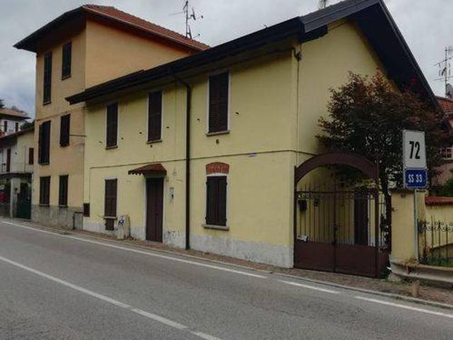 Villa Indipendente in vendita a Villa Lesa, Piemonte