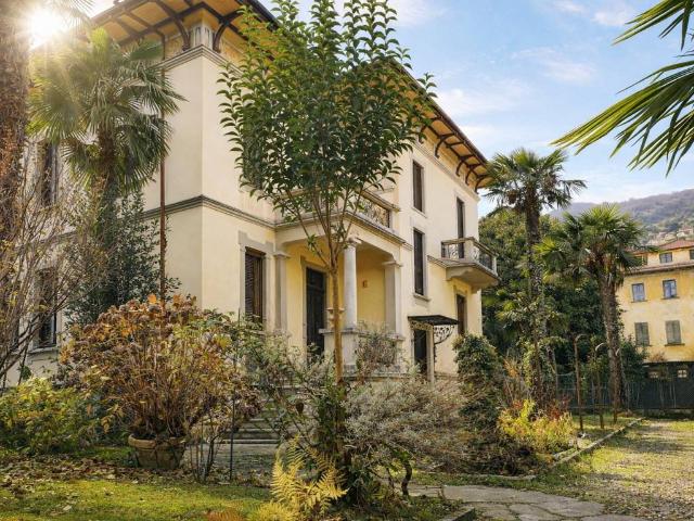Villa Indipendente in vendita a Villa Lesa, Piemonte