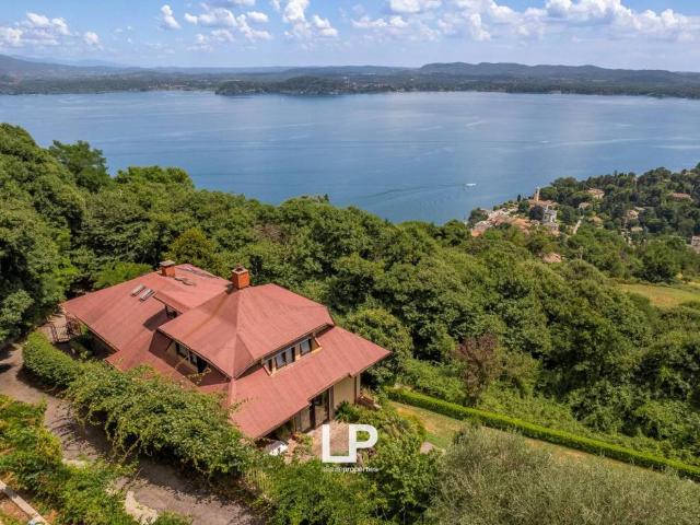 Villa Indipendente in vendita a Villa Lesa, Piemonte