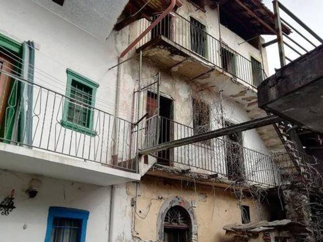 Villa Indipendente in vendita a Villa Lesa, Piemonte