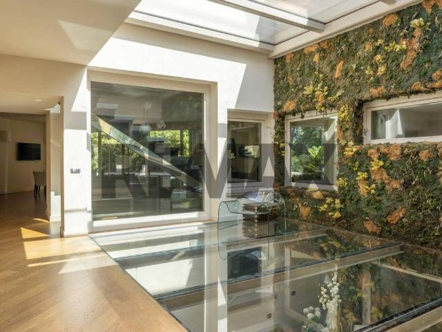 Villa Indipendente in vendita a Villa Lesa, Lesa