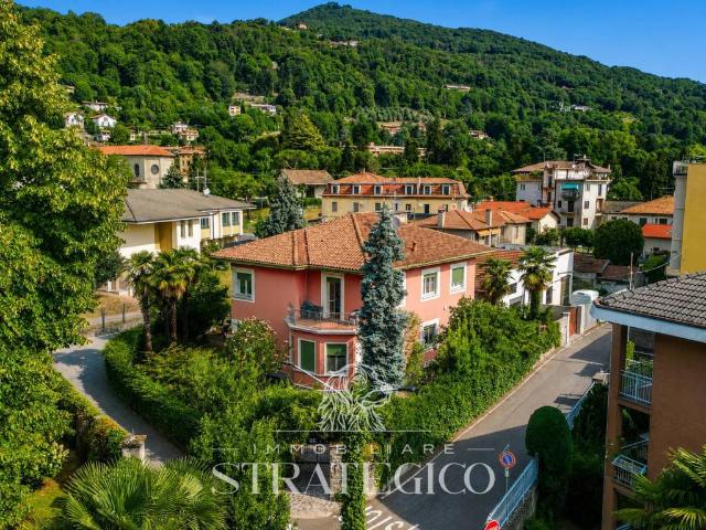 Villa Indipendente in vendita a Villa Lesa, Lesa