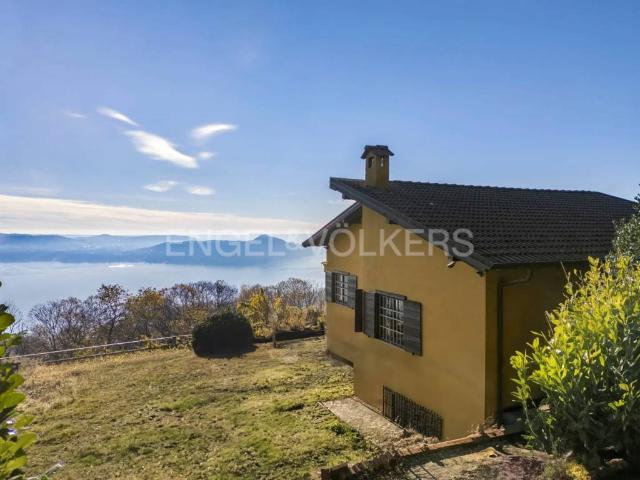Villa Indipendente in vendita a Villa Lesa, Piemonte
