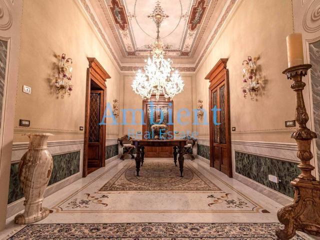 Villa Indipendente in vendita a Villa Lesa, Lesa