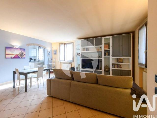 Villa Indipendente in vendita a Tassara, Lesignano de' Bagni