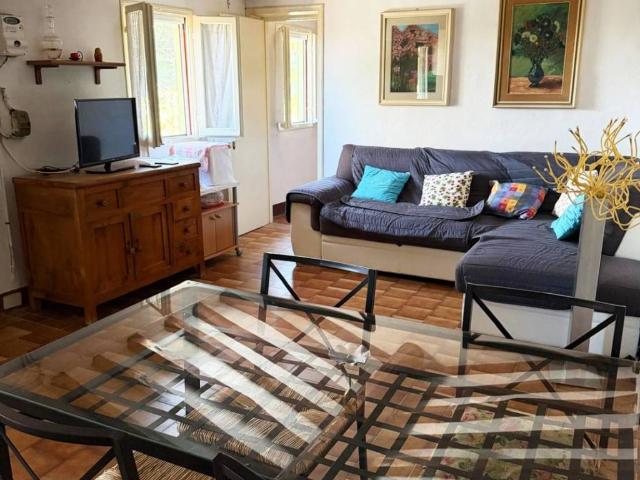 Villa Indipendente in vendita a Lesignano De' Bagni, Reggio Emilia