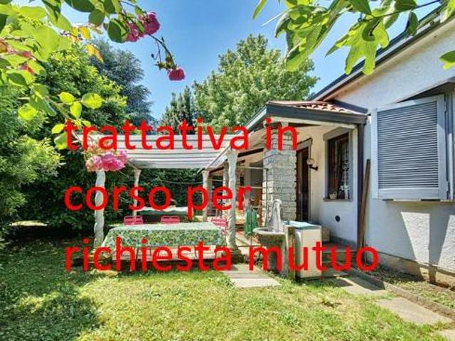 Villa Indipendente in vendita a California, Lesmo