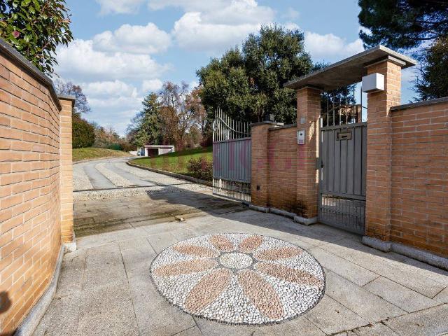 Villa Indipendente in vendita a California, Lesmo