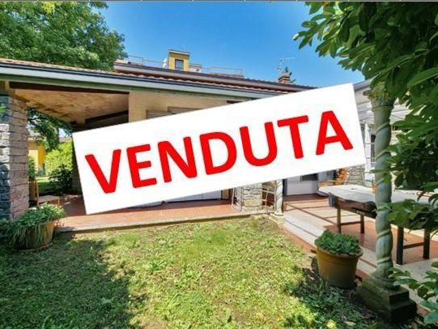 Villa Indipendente in vendita a California, Lesmo