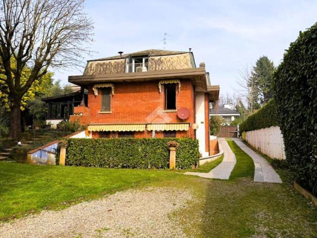 Villa Indipendente in vendita a Gerno, Lesmo