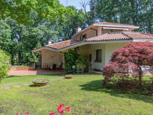 Villa Indipendente in vendita a Gerno, Lesmo