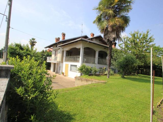 Villa Indipendente in vendita a Crosa, Lessona