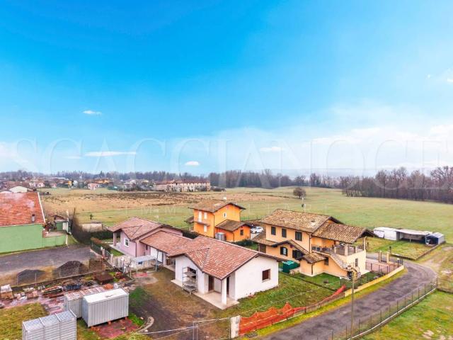 Villa Indipendente in vendita a Piemonte, Biella