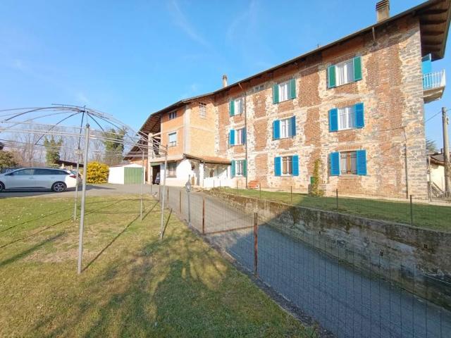Villa Indipendente in vendita a Piemonte, Biella