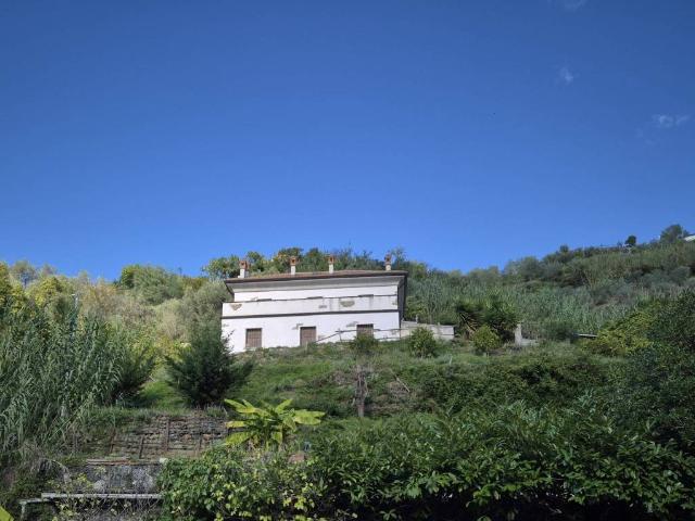 Rustico in vendita a Levanto, Liguria