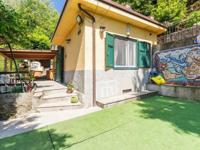 Villa Indipendente in vendita a Molino delle Ghiare, Levanto