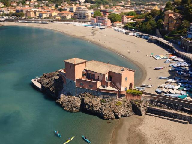 Villa Indipendente in vendita a Levanto, La Spezia