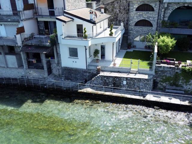 Villa Indipendente in vendita a Lezzeno, Lombardia