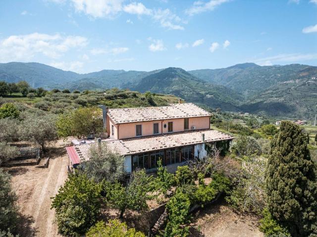 Villa Indipendente in vendita a Librizzi, Sicilia