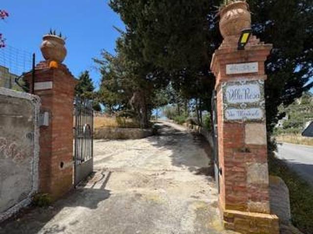 Villa Indipendente in vendita a Trippodi Marianello, Licata