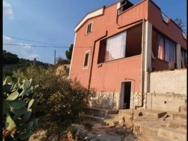 Villa Indipendente in vendita a Licata, Sicilia