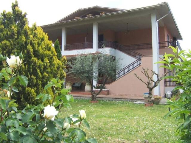 Villa Indipendente in vendita a Unione di comuni Montana Lunigiana, Licciana Nardi