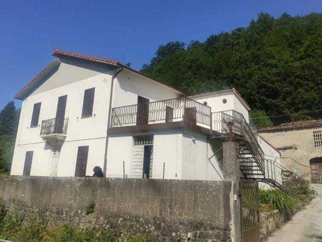 Villa Indipendente in vendita a Unione di comuni Montana Lunigiana, Licciana Nardi