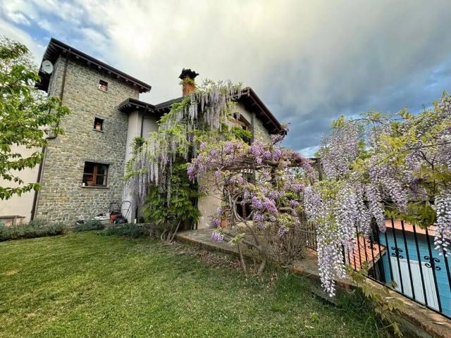 Villa Indipendente in vendita a Unione di comuni Montana Lunigiana, Licciana Nardi