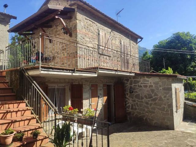 Villa Indipendente in vendita a Unione di comuni Montana Lunigiana, Licciana Nardi