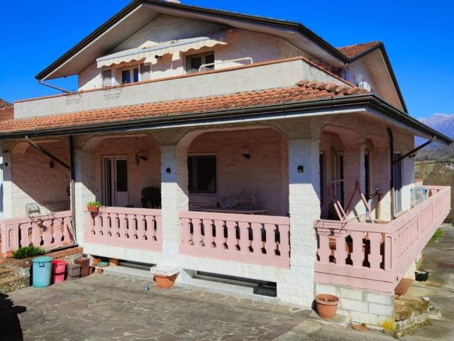 Villa Indipendente in vendita a Unione di comuni Montana Lunigiana, Licciana Nardi