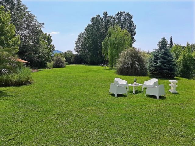 Villa Indipendente in vendita a Camaiore, Toscana