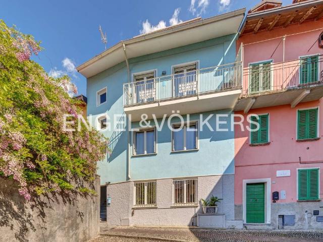 Villa Indipendente in vendita a Lierna, Lombardia