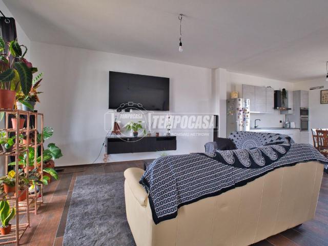 Villa Indipendente in vendita a Piemonte, Vercelli
