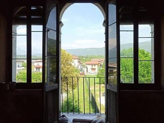 Villa Indipendente in vendita a Limana, Veneto