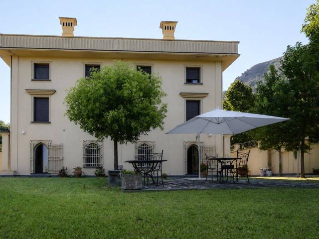 Villa Indipendente in vendita a Limatola, Campania
