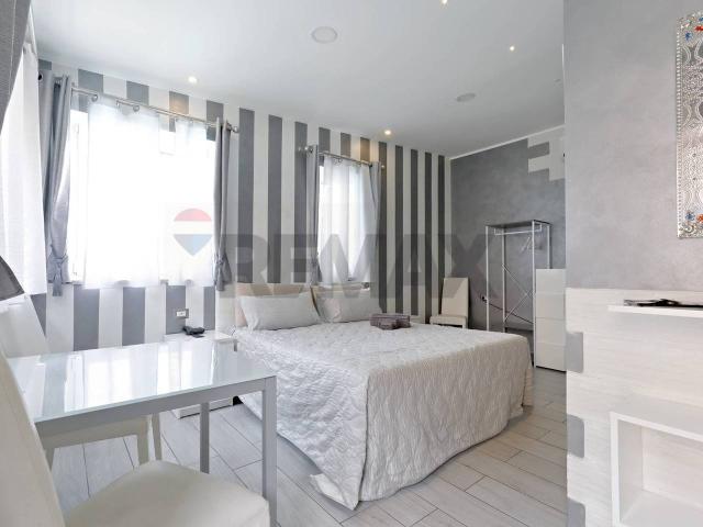 Villa Indipendente in vendita a Limbiate, Lombardia