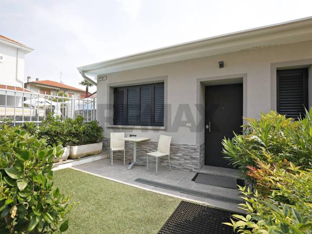 Villa Indipendente in vendita a Limbiate, Lombardia