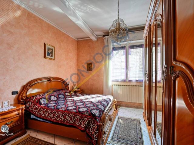 Villa Indipendente in vendita a Limbiate, Lombardia