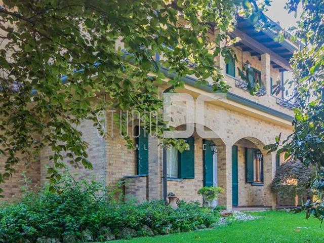 Villa Indipendente in vendita a San Francesco, Limbiate
