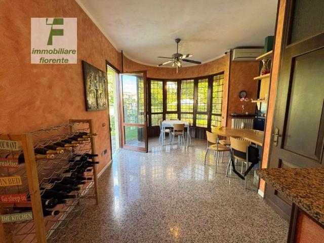 Villa Indipendente in vendita a Limena, Veneto