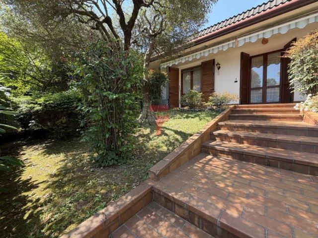 Villa Indipendente in vendita a Limena, Padova