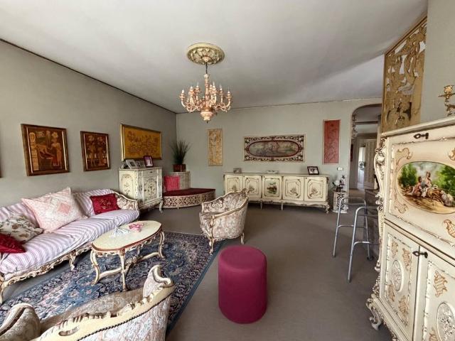 Villa Indipendente in vendita a Limena, Veneto