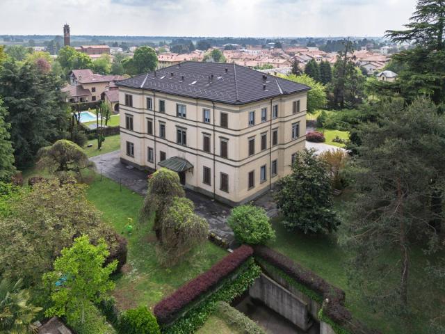 Villa Indipendente in vendita a Limido Comasco, Lombardia