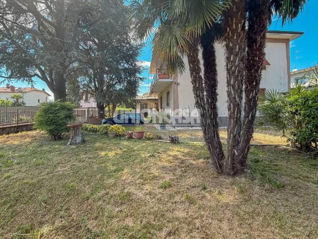Villa Indipendente in vendita a Limido Comasco, Lombardia