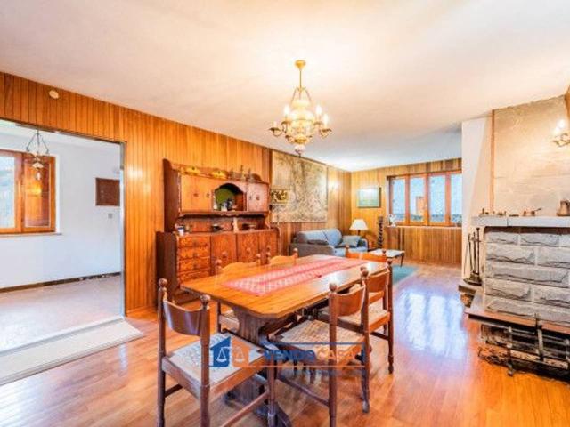 Villa Indipendente in vendita a Tetto Catalin, Piemonte