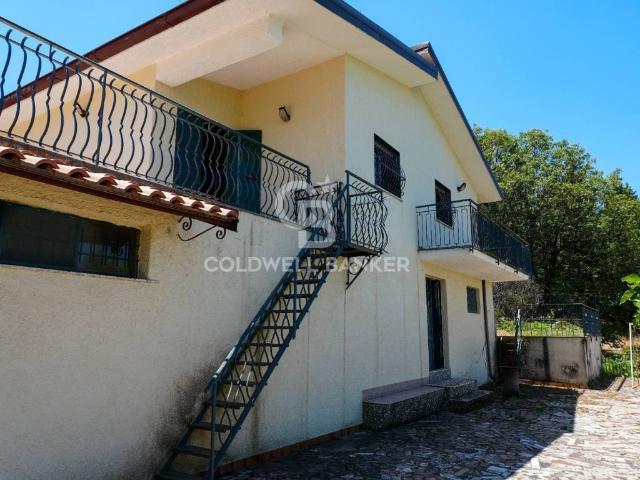 Villa Indipendente in vendita a Linguaglossa, Sicilia
